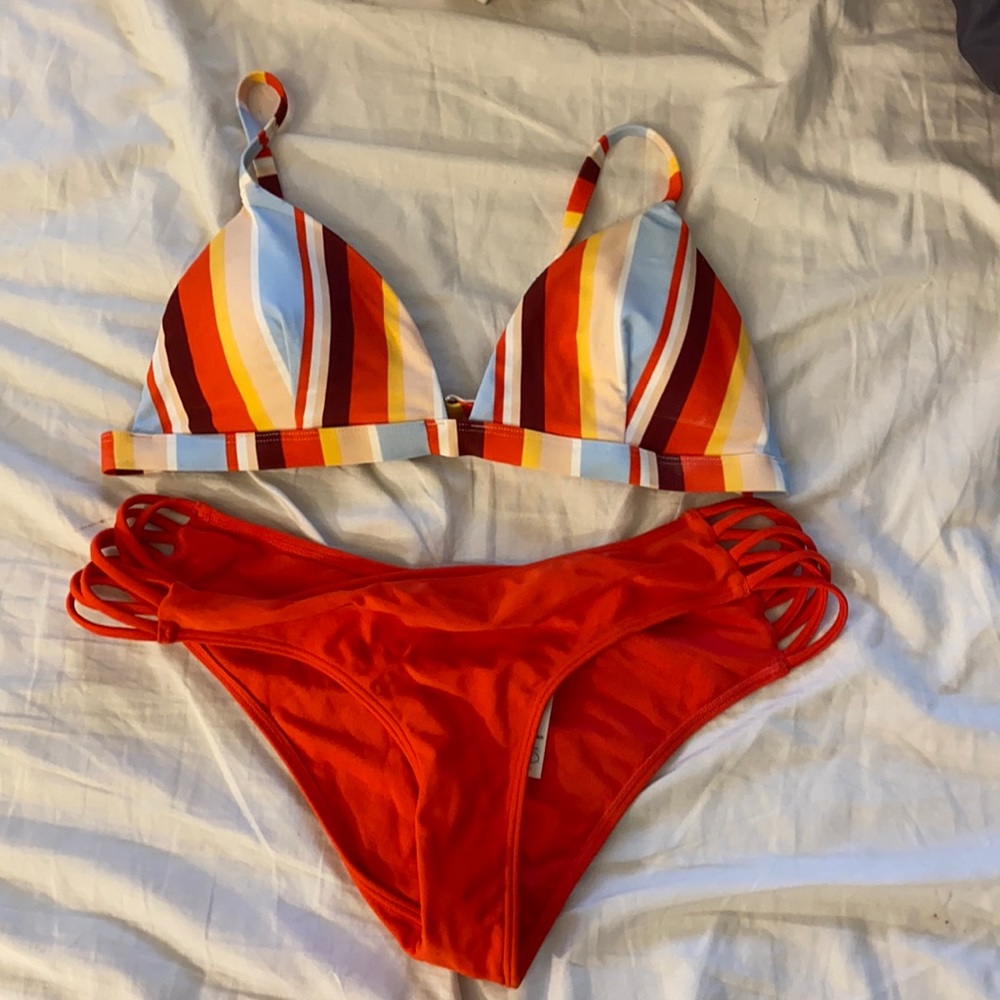 Women’s Hollister Swimsuit Set